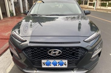 Selling Hyundai KONA 2020 