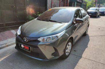 Selling Toyota Vios 2021