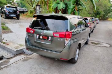 Selling Toyota Innova 2020