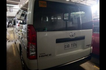 Selling White Toyota Hiace 2020 in Quezon