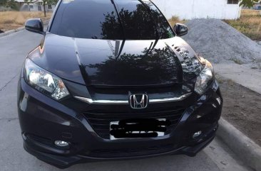 Selling Honda Hr-V 2015