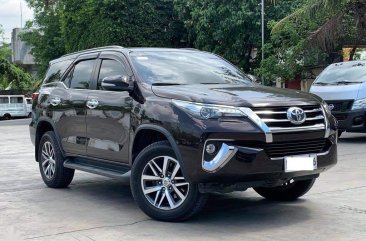 Selling Toyota Fortuner 2017 