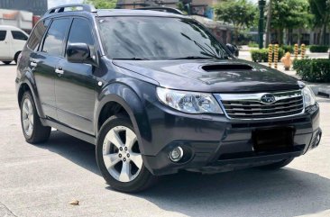 Selling Subaru Forester 2010