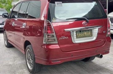 Red Toyota Innova 2006 for sale in Quezon