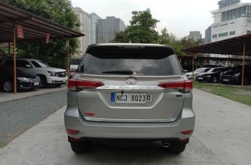 White Toyota Fortuner 2017 