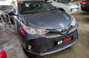 Selling Toyota Vios 2021