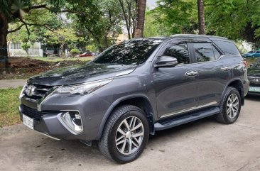 Selling Toyota Fortuner 2018