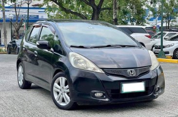 Selling Honda Jazz 2012 