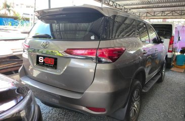 Selling Toyota Fortuner 2019