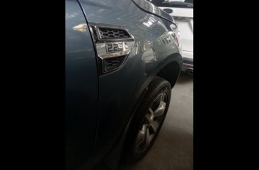 Selling Ford Everest 2018 SUV