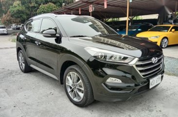 Selling Hyundai Tucson 2019 