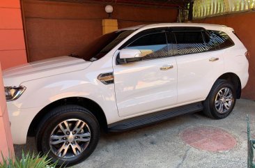 Selling Ford Everest 2017