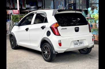 White Kia Picanto 2014 for sale in Marikina