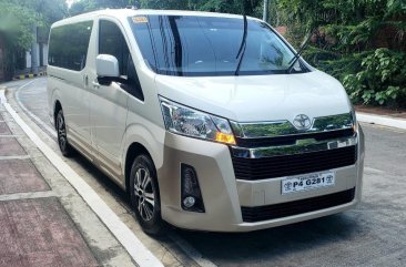 Selling White Toyota Hiace 2020