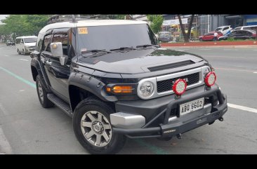 Selling Grey Toyota FJ Cruiser 2016 in Quezon