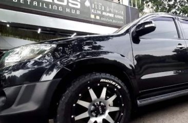 Selling Toyota Fortuner 2014