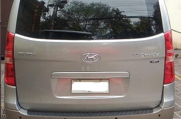 Selling Hyundai Grand Starex 2014