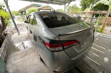 Selling Toyota Vios 2019