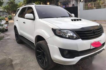 Selling White Toyota Fortuner 2016