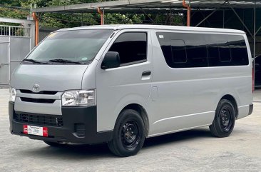  Toyota Hiace 2021 