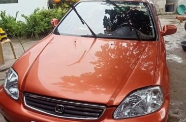 Orange Honda Civic 2000 