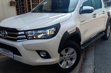 Sell 2020 Toyota Hilux in Manila