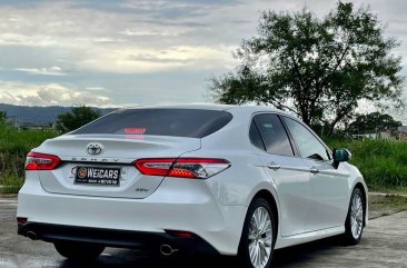 White Toyota Camry 2019 for sale Automatic