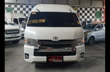 Selling White Toyota Hiace Super Grandia 2019 in Quezon