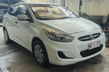 Selling Hyundai Accent 2016 