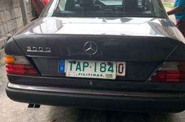 Mercedes-Benz W124 1987