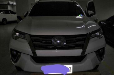  White Toyota Fortuner 2016