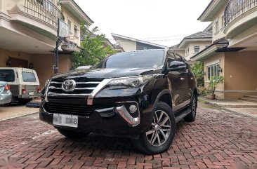 Selling Toyota Fortuner 2016 