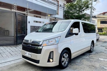 Sell Pearl White 2019 Toyota Hiace 