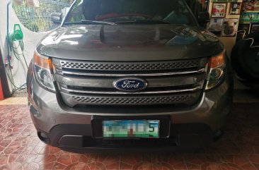 Selling Silver Ford Explorer 2013 in Cainta