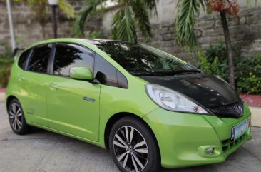 Selling Honda Jazz 2012