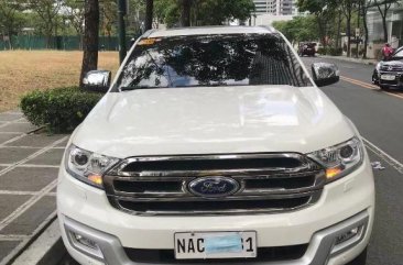 Selling Ford Everest 2017