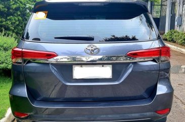 Selling Toyota Fortuner 2016 