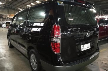 Selling Hyundai Grand Starex 2016