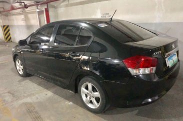 Selling 2010 Honda City