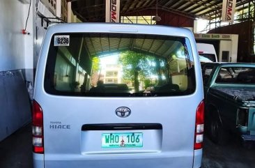  Toyota Hiace 2013 