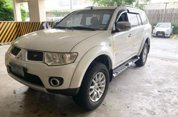 Pearl White Mitsubishi Montero 2013 