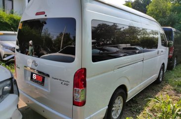 Selling Toyota Hiace Super Grandia 2019 