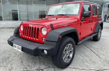 Selling Jeep Wrangler 2015