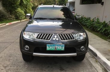 Selling Mitsubishi Montero 2009