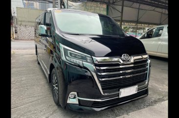 Toyota Hiace 2020 Van at 3000 for sale