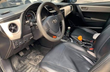 Selling Toyota Corolla Altis 2017