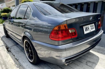 Sell 2000 BMW 323I