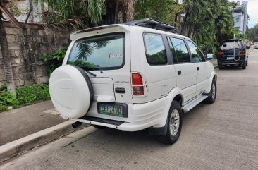 White Isuzu Crosswind 2007 for sale in Makati