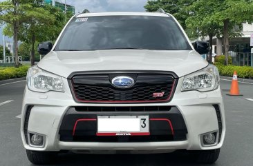 White Subaru Forester 2014 for sale Automatic