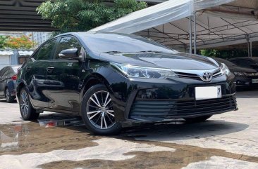 Selling Toyota Corolla Altis 2017